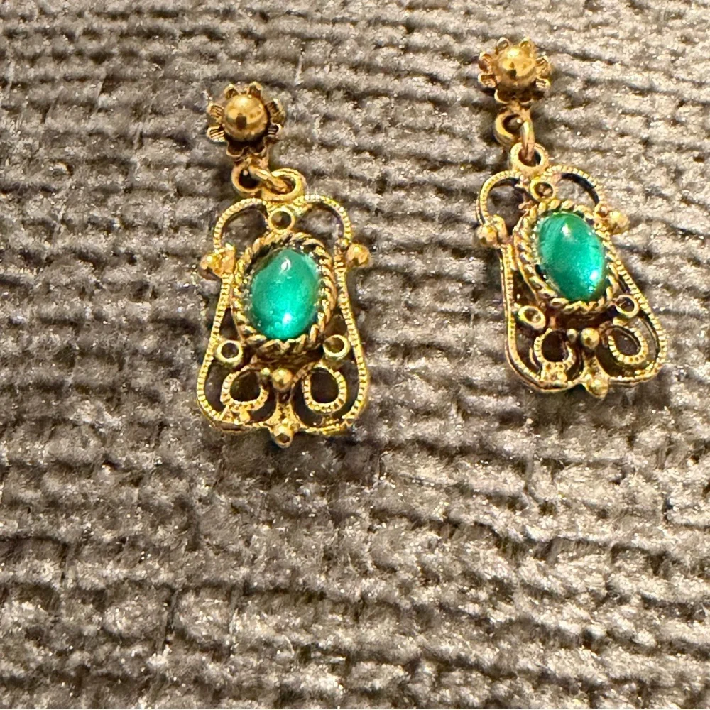 Elegant Gold and Green Earrings